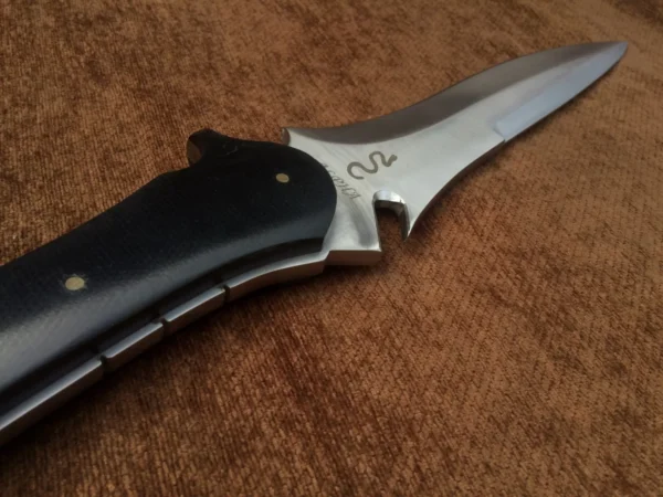 Resident Evil 4 Jack Krauser knife Large verion, Made of spring steel , fixed blade hunting knife, bowie knife by sufi damascus, razor sharp knife fully functional 8mm thick knife with leather sheath