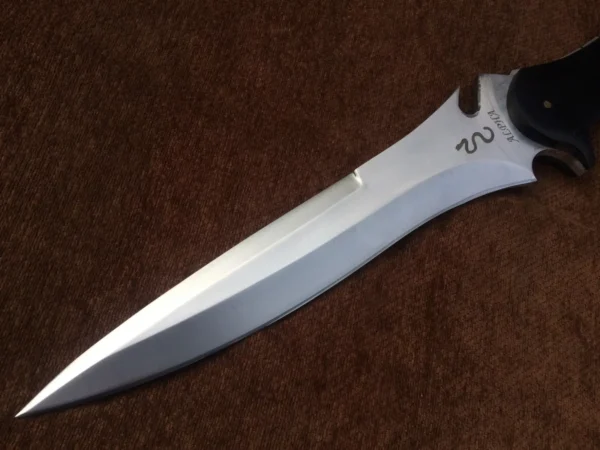 Resident Evil 4 Jack Krauser knife Large verion, Made of spring steel , fixed blade hunting knife, bowie knife by sufi damascus, razor sharp knife fully functional 8mm thick knife with leather sheath