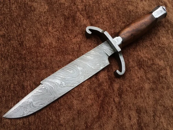 Damascus Steel Bart Moore Bowie knife , Historical Knife , Alamo Museum Historical knife , Collectable knife , Hunting knife, high quality custom knife , high quality damascus steel knife , custom knife , sufi damascus custom knife