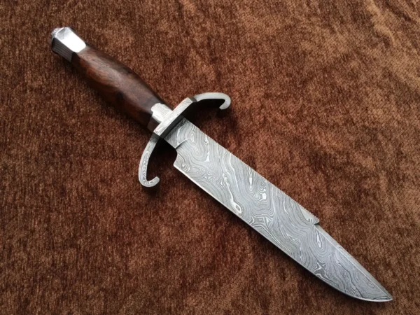 Damascus Steel Bart Moore Bowie knife , Historical Knife , Alamo Museum Historical knife , Collectable knife , Hunting knife, high quality custom knife , high quality damascus steel knife , custom knife , sufi damascus custom knife