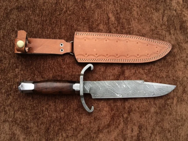 Damascus Steel Bart Moore Bowie knife , Historical Knife , Alamo Museum Historical knife , Collectable knife , Hunting knife, high quality custom knife , high quality damascus steel knife , custom knife , sufi damascus custom knife